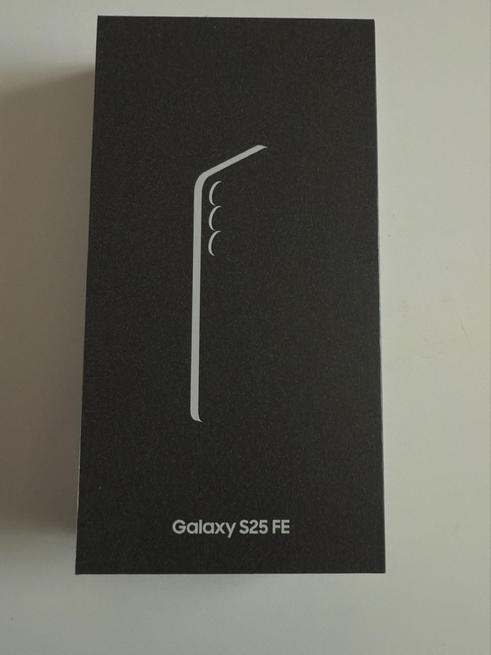 Samsung Galaxy S25 Fe 128GB Verizon Smartphone-Jet Black -New Sealed in Box