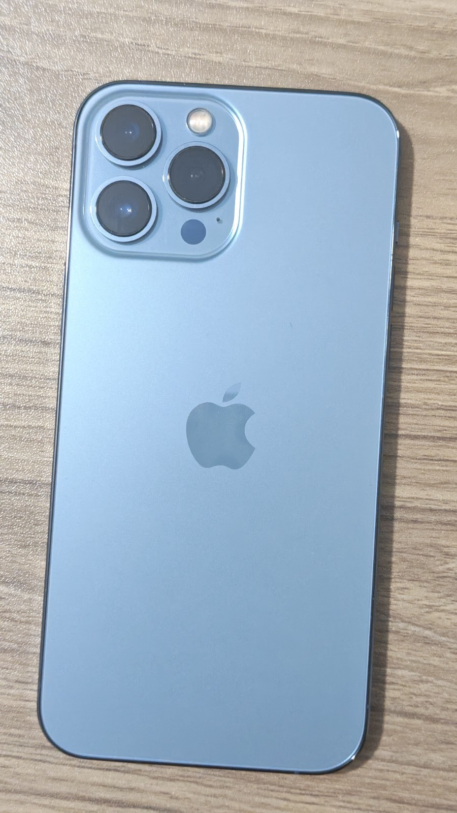 Apple iPhone 13 Pro Max Unlocked 128/256/512 GB Random Color With Accessories