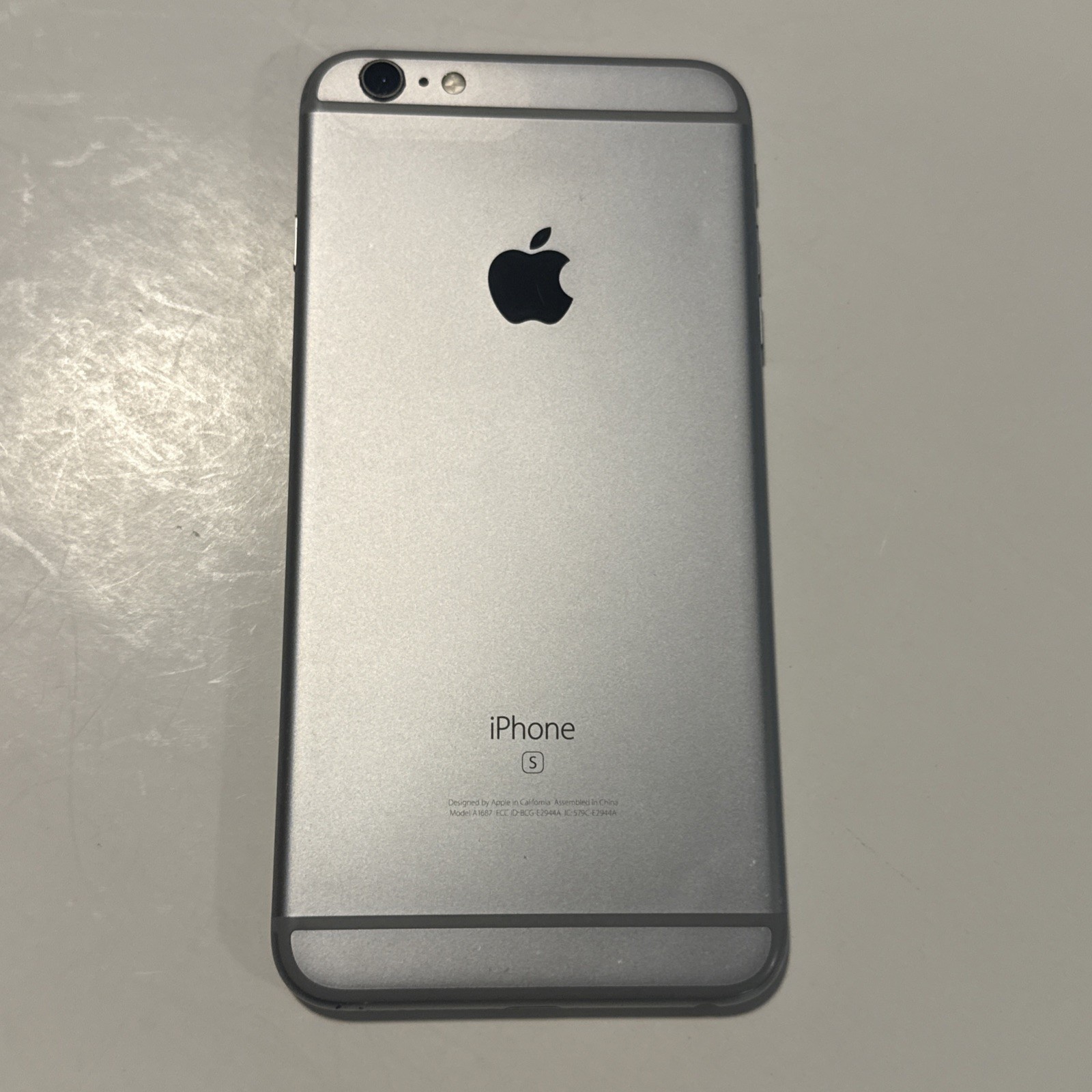 Apple iPhone 6s Plus (A1687) Space Gray 64GB (Unlocked) B Grade w/ OtterBox
