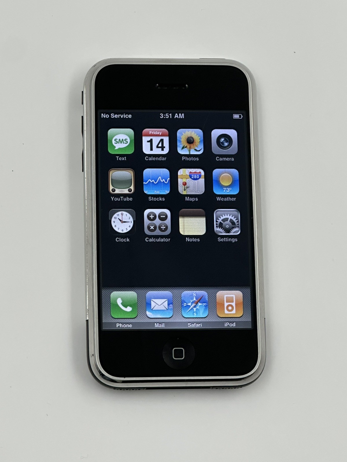 iOS 1.0 Apple iPhone 1st Generation – 8GB – Black A1203 (GSM) 2G MA712LL/A