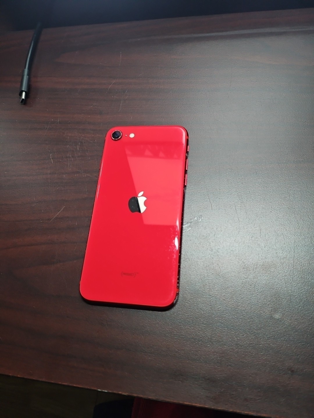 Apple iPhone SE 2020 (2nd Gen) 64GB Black And Red (Cricket Only)