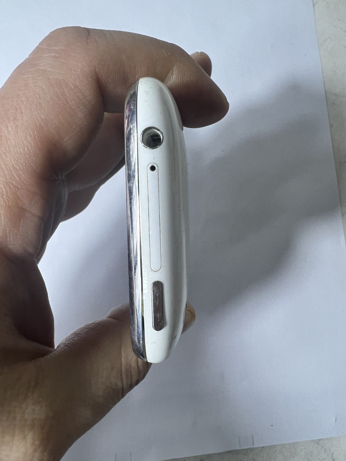 iPhone 3GS 16GB White A1241 MB705LL – rare iOS 4.2.1 (8C148) Tested and Working