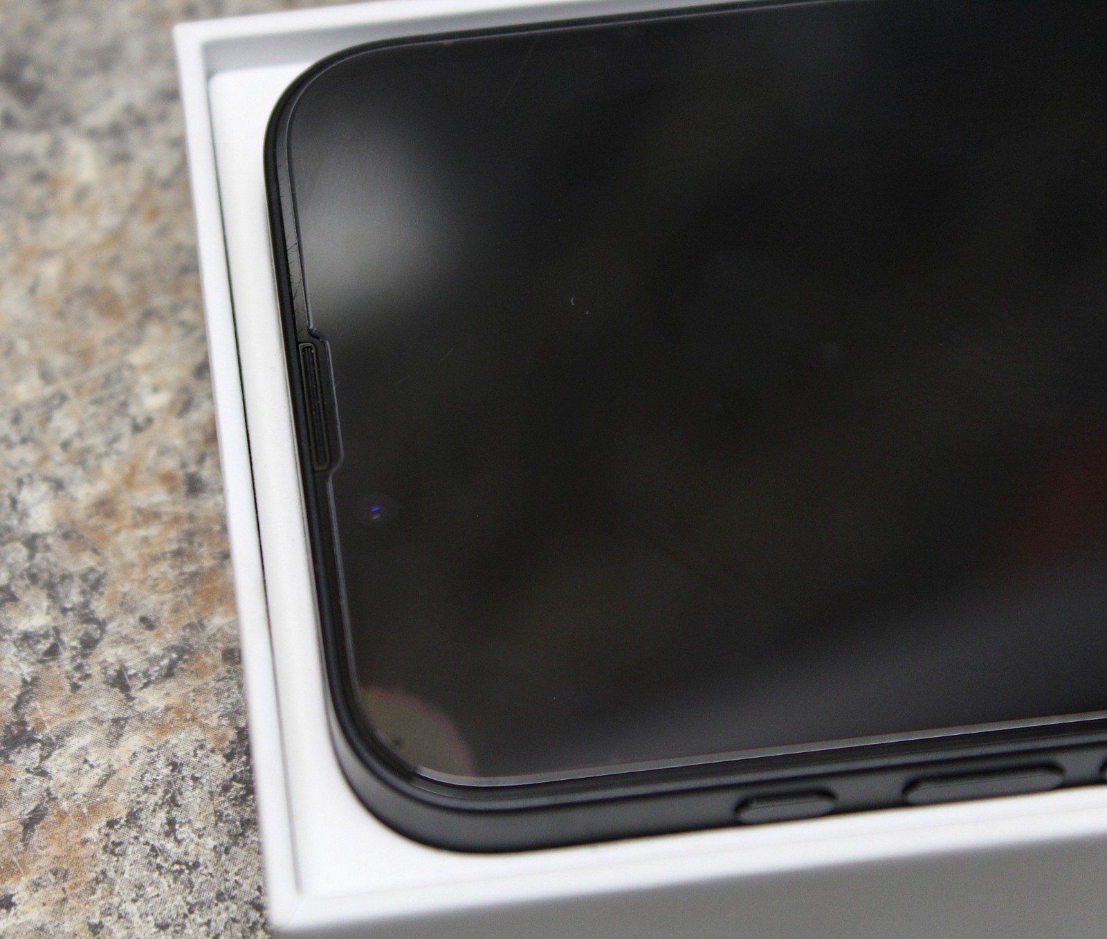 Apple iPhone 16e Black 128GB (A3212)- AS IS, PARTS ONLY