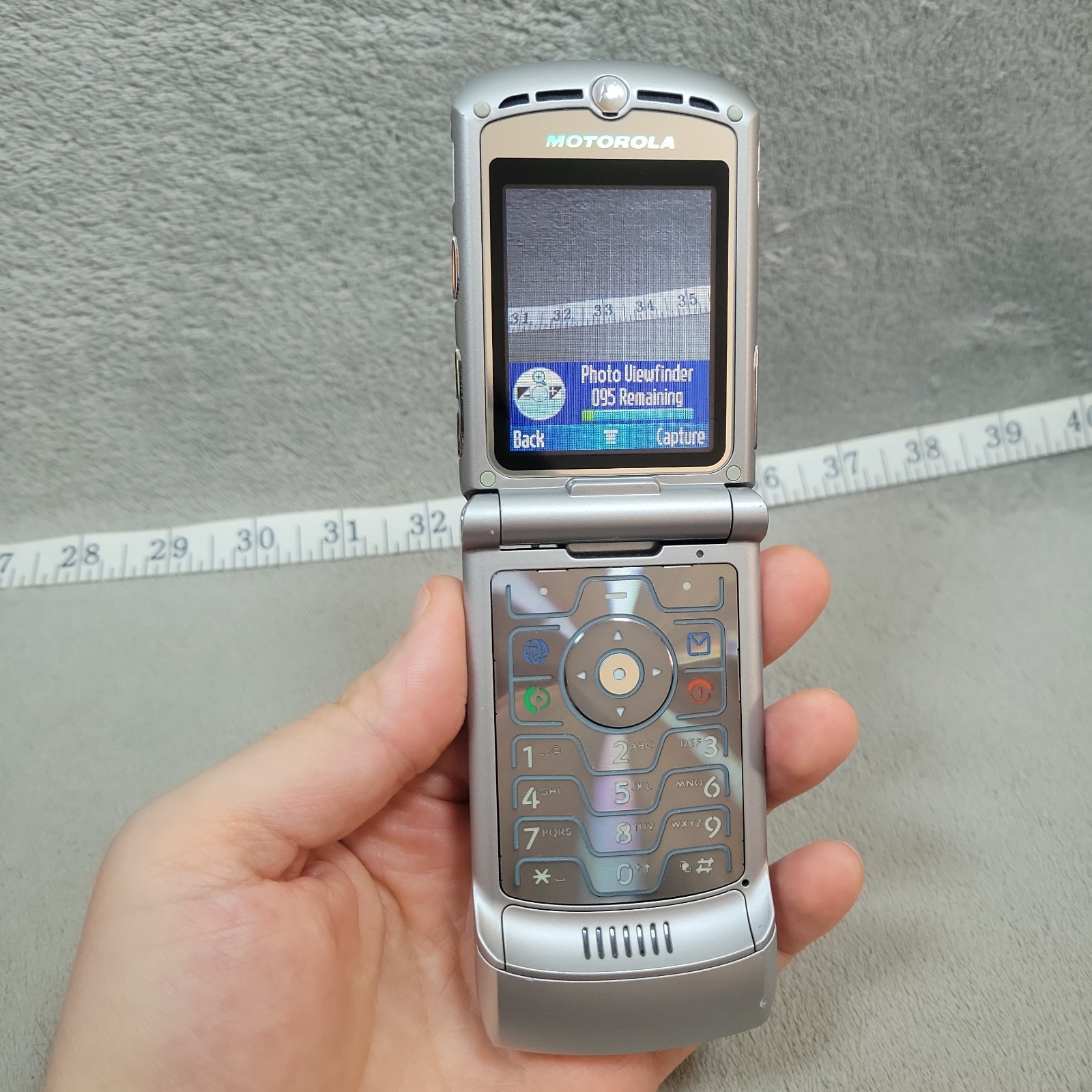 Motorola RAZR V3 Silver Flip Cell Phone Tested Working Phone Only READ