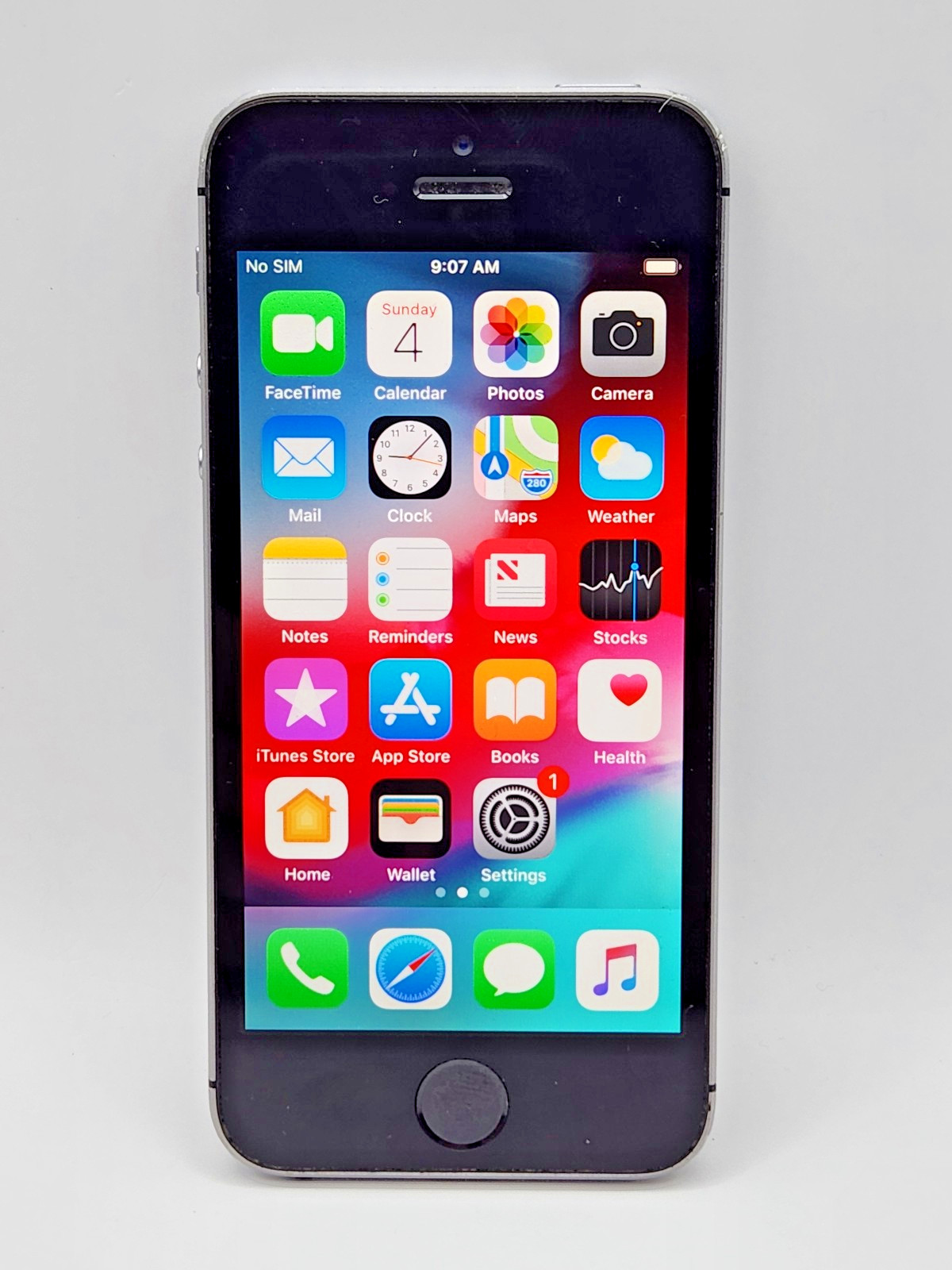 Apple iPhone SE A1662 16GB Wi-Fi + Cellular – Black/Gray *No AC/SIM*