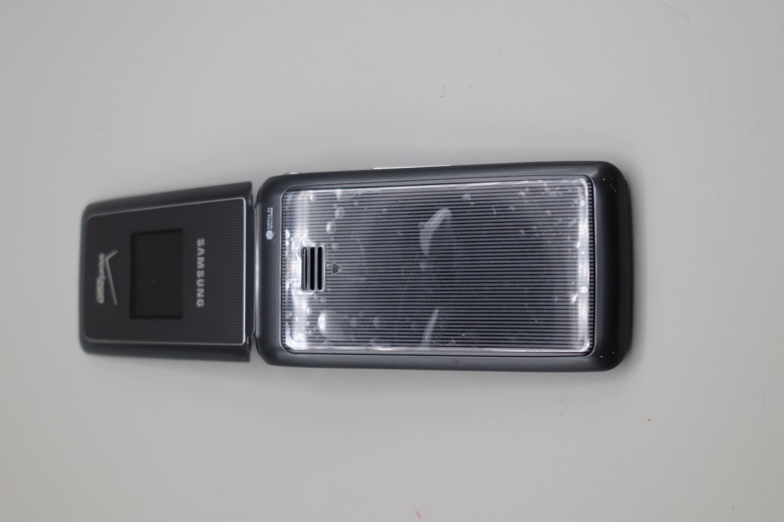 Samsung Haven SCH-U320 – Charcoal Gray ( Verizon ) No Camera Flip Phone Untested