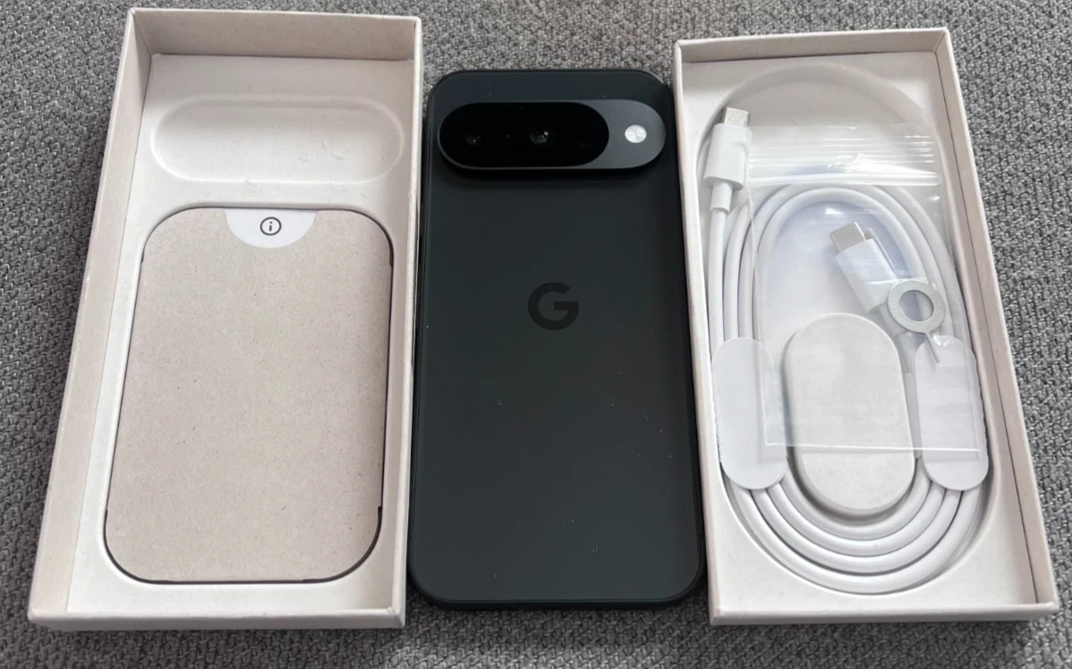 Google Pixel 10 – 128GB – Obsidian (Factory Unlocked) – Open Box NEW