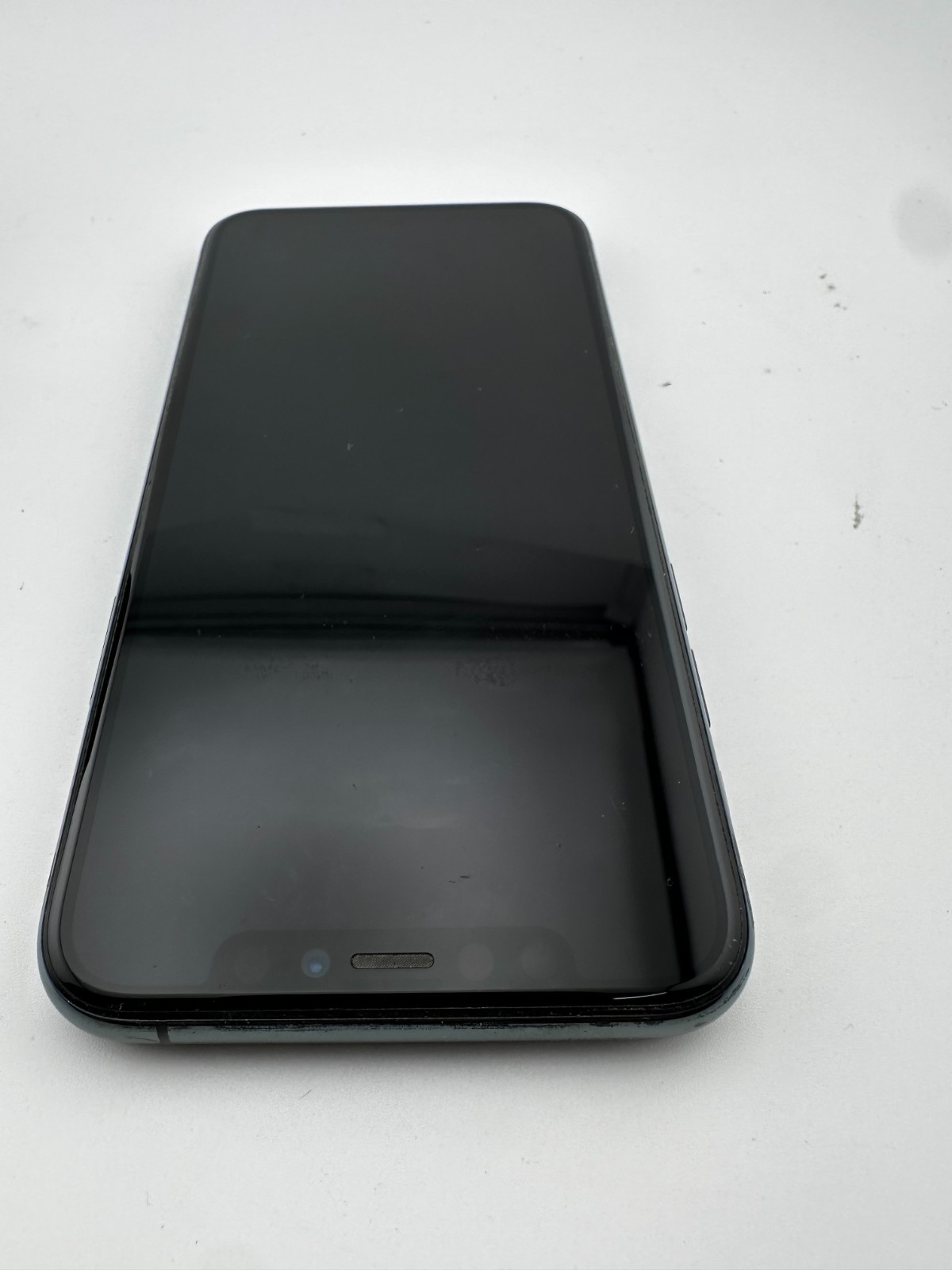 Apple iPhone 11 Pro – 256GB – Midnight Green (Unlocked)
