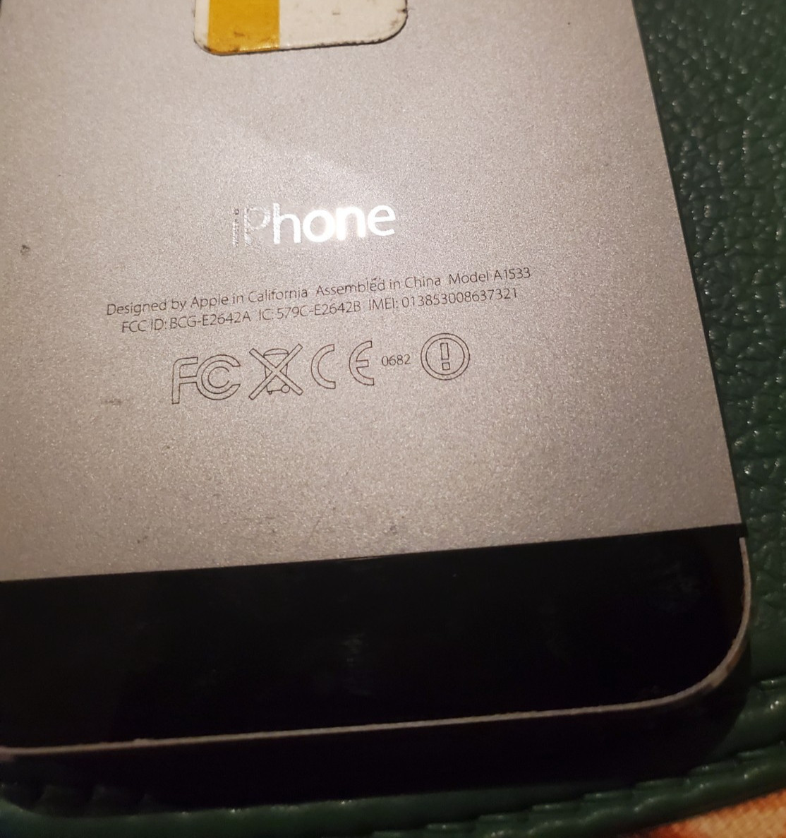 Apple iPhone AT&T A1533 8gb