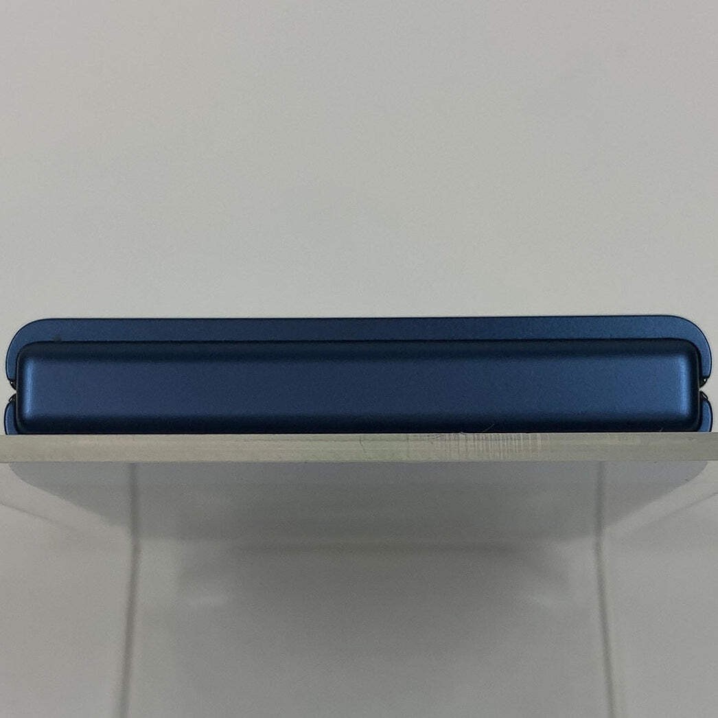 T-Mobile Motorola razr 2025 256GB 15 Alpine Blue XT2553-3
