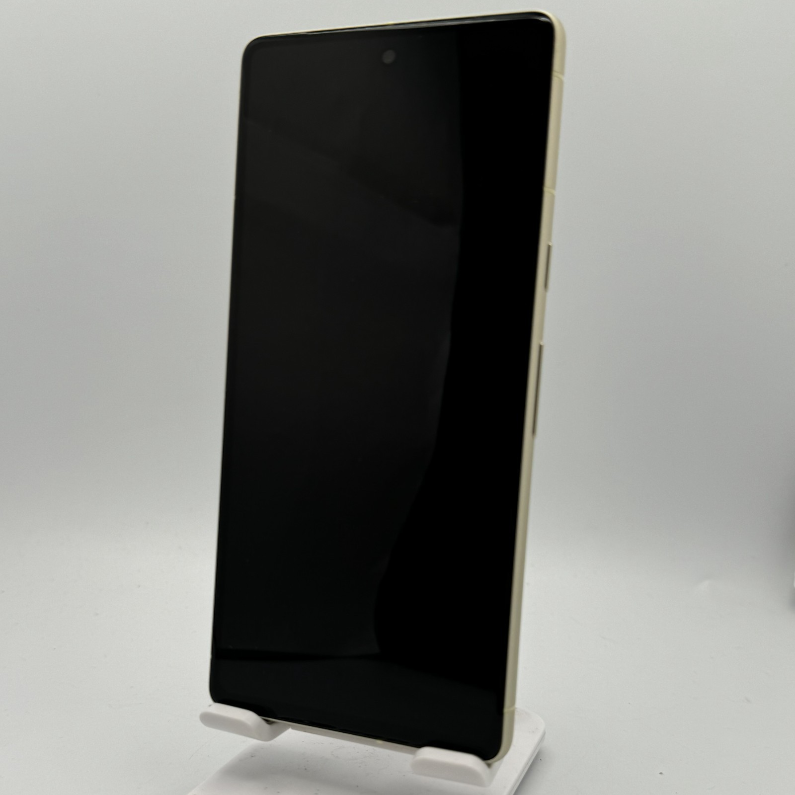 Google Pixel 7 – 128 GB – Lemongrass Factory Unlocked Smartphone – Very Good