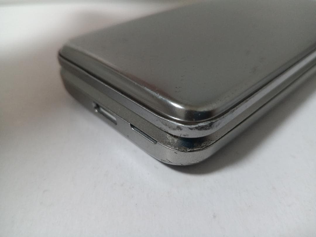 KYOCERA A202KC DIGNO KEITAI 4 ANDROID FLIP PHONE Silver Successor to 902kc Japan