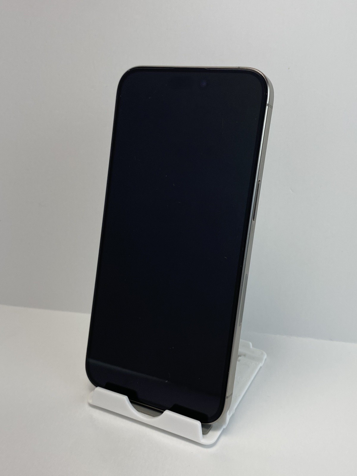 Apple iPhone 15 Pro Max A2849 512GB Natural Titanium 98% battery health Unlocked