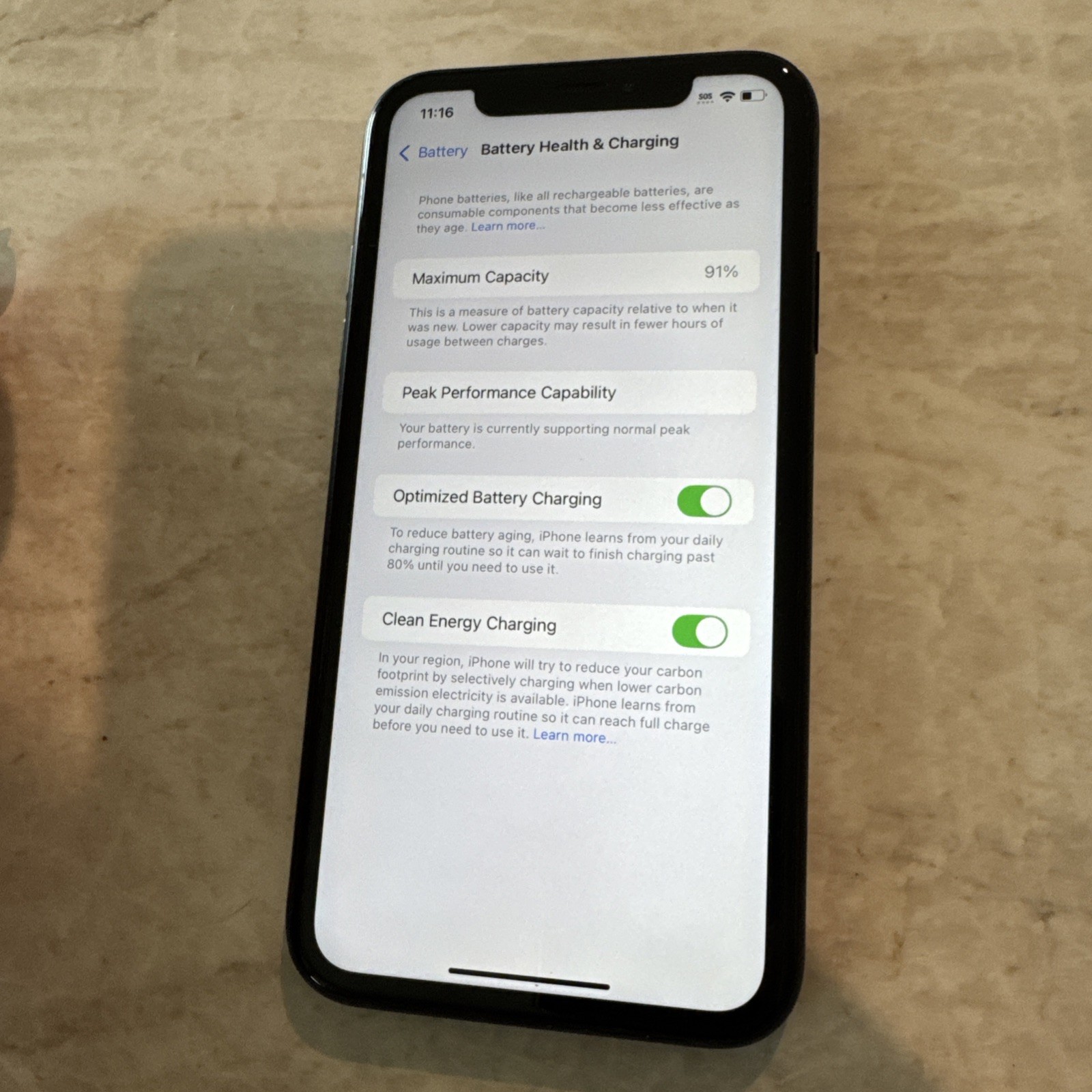Apple iPhone XR – 64GB (Unlocked) Works Great – READ DESCRIPTION (#55A)