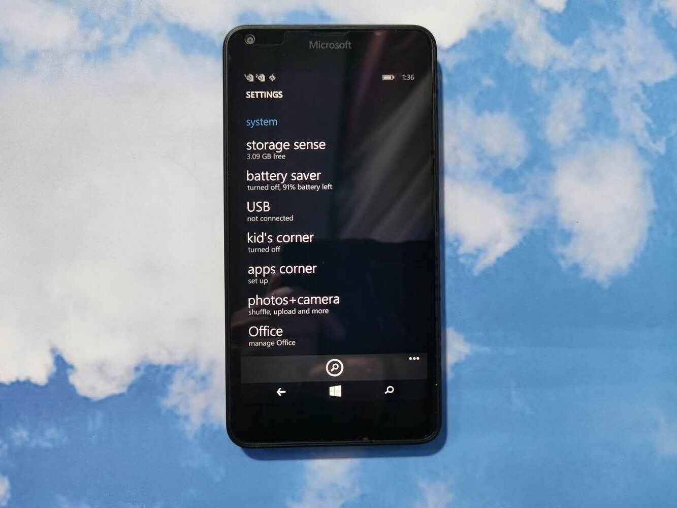 4G LTE Microsoft Lumia 640 XL Quad-core Dual SIM Windows 5.7″ 8GB ROM Unlocked