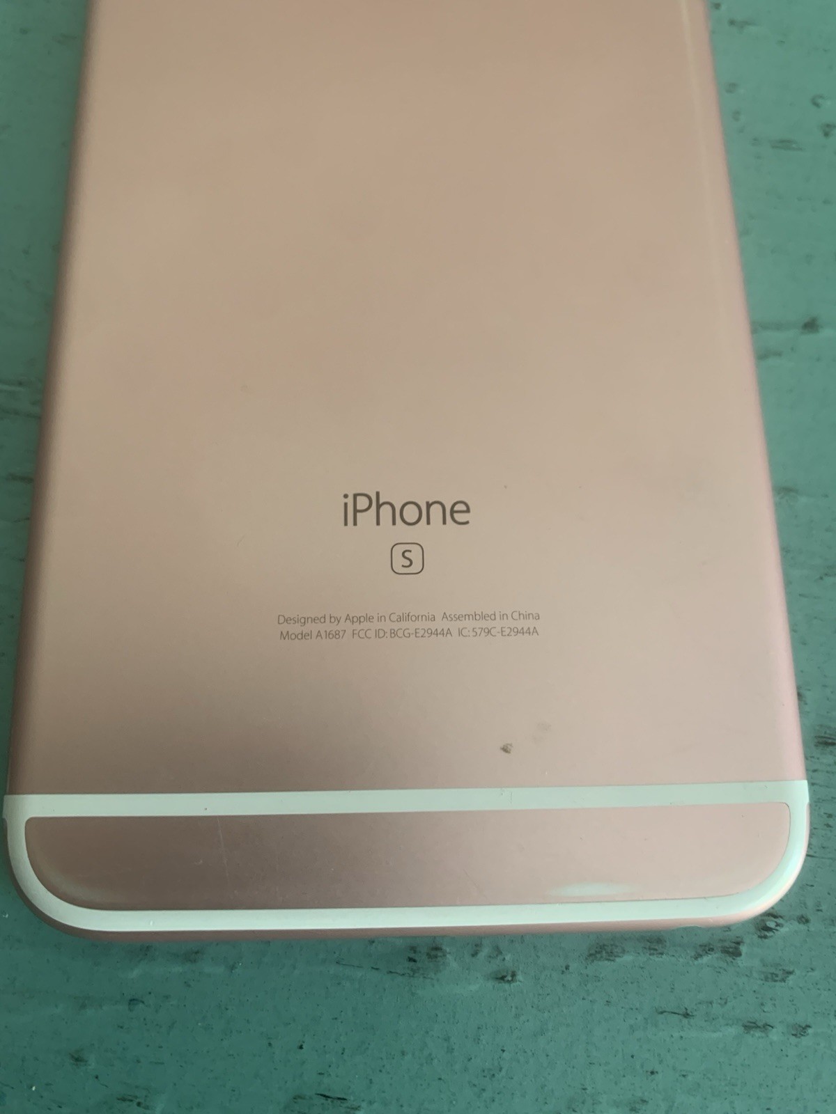 Apple iPhone 6s Plus – 32GB – Rose Gold A1687 Good Condition