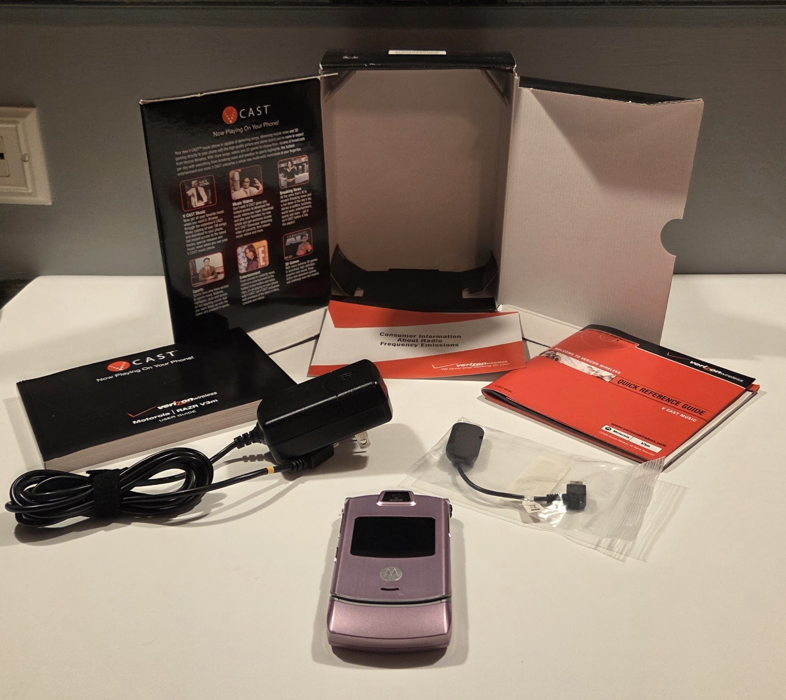 Motorola RAZR V3m Pink with Silver Vintage Rare Flip Phone Tested Works Megapix