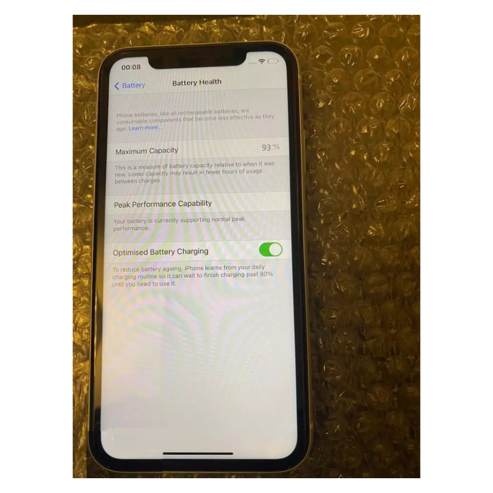 Apple iPhone XR 64GB/256GB Unlocked – Space Gray, Red, Black – Free Shipping!