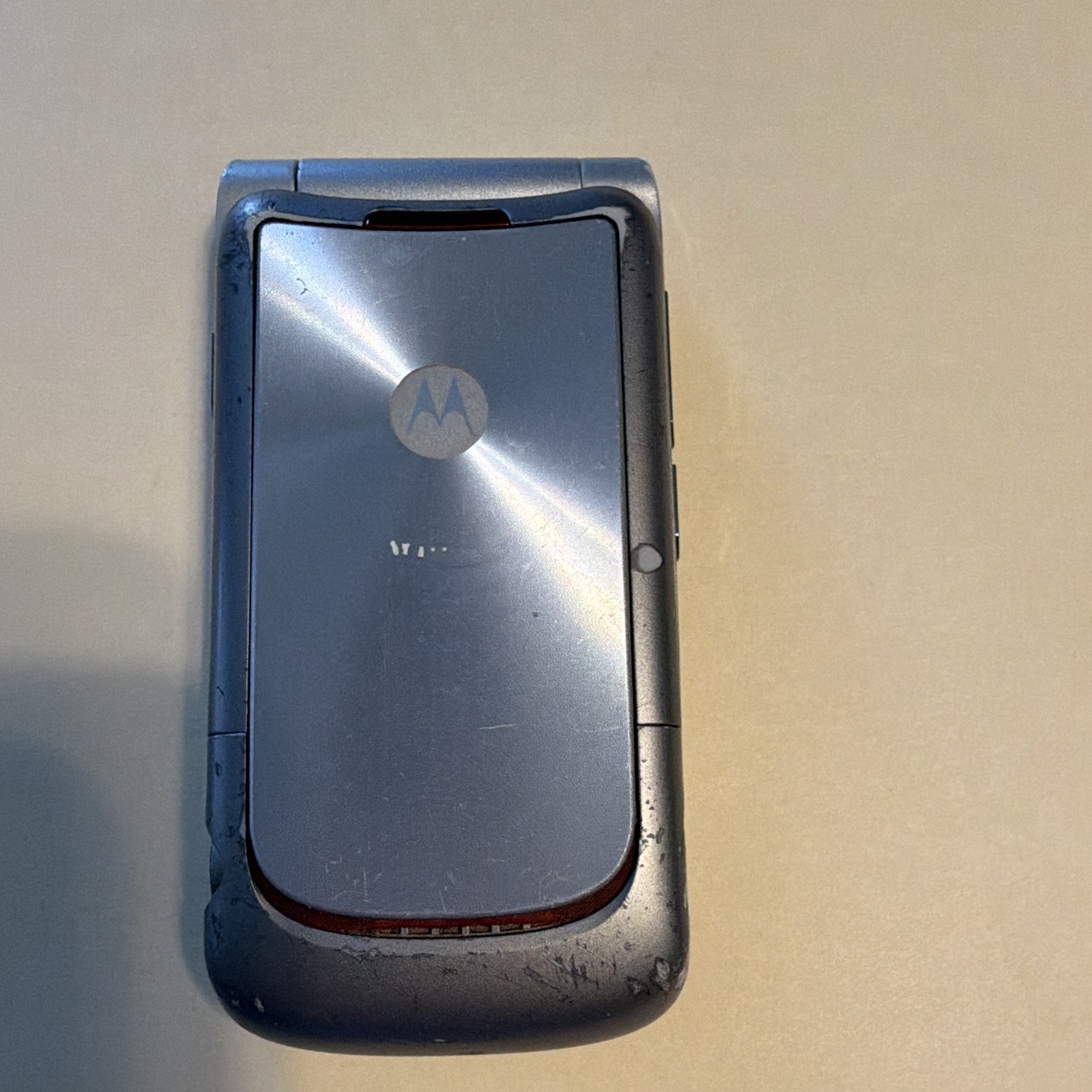 Motorola RAZR Sprint Silver Flip Phone 2.0MP Camera CDMA2000 1xEV-DO 5MB