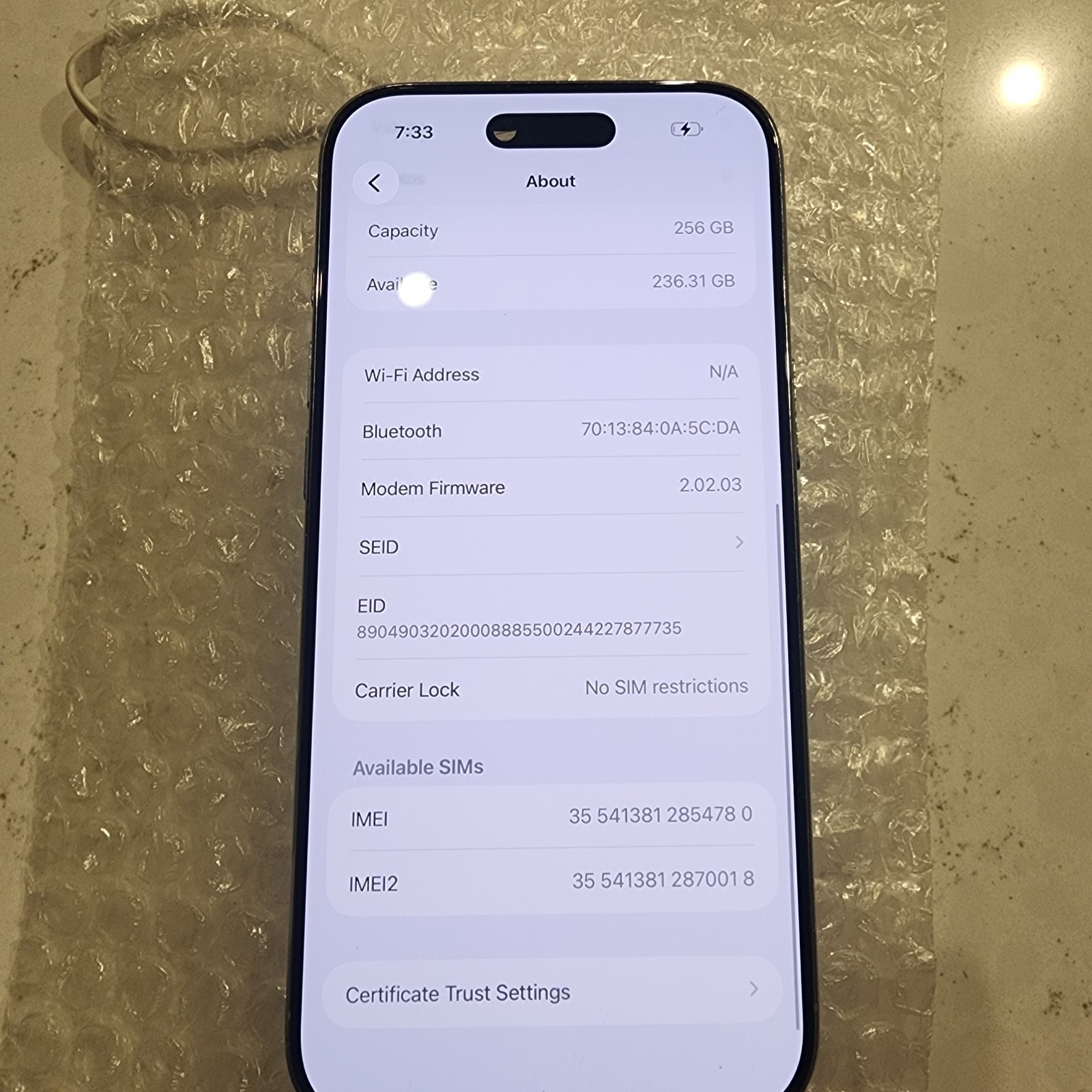 Apple iPhone Air – 256 GB – Cloud White (Unlocked) Check Esn