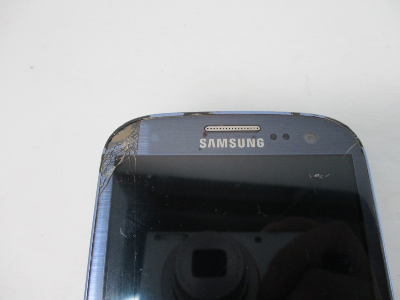 Samsung Galaxy S3 phone (Sprint) blue Cracked screen part only