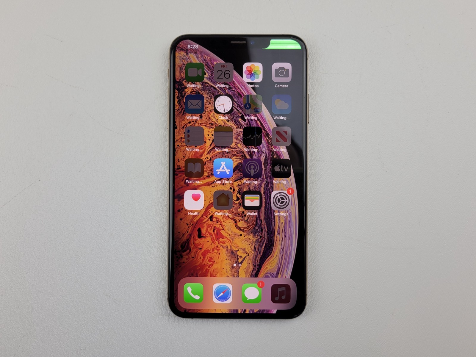 Apple iPhone XS Max (A1921) 64GB (Xfinity) – *DAMAGED* – Clean IMEI – H8019
