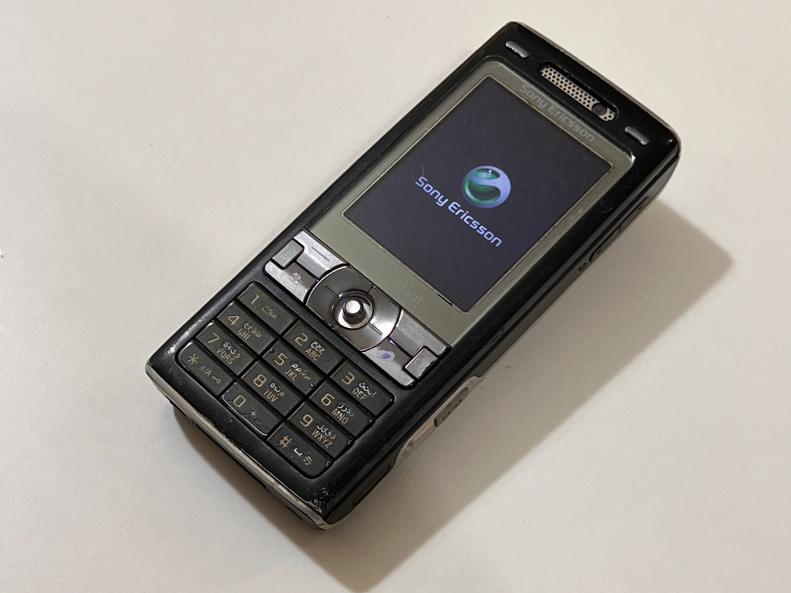 Rare Sony Ericsson K800i – 64 MB – Black (Unlocked) GSM Mobile Phone Vintage