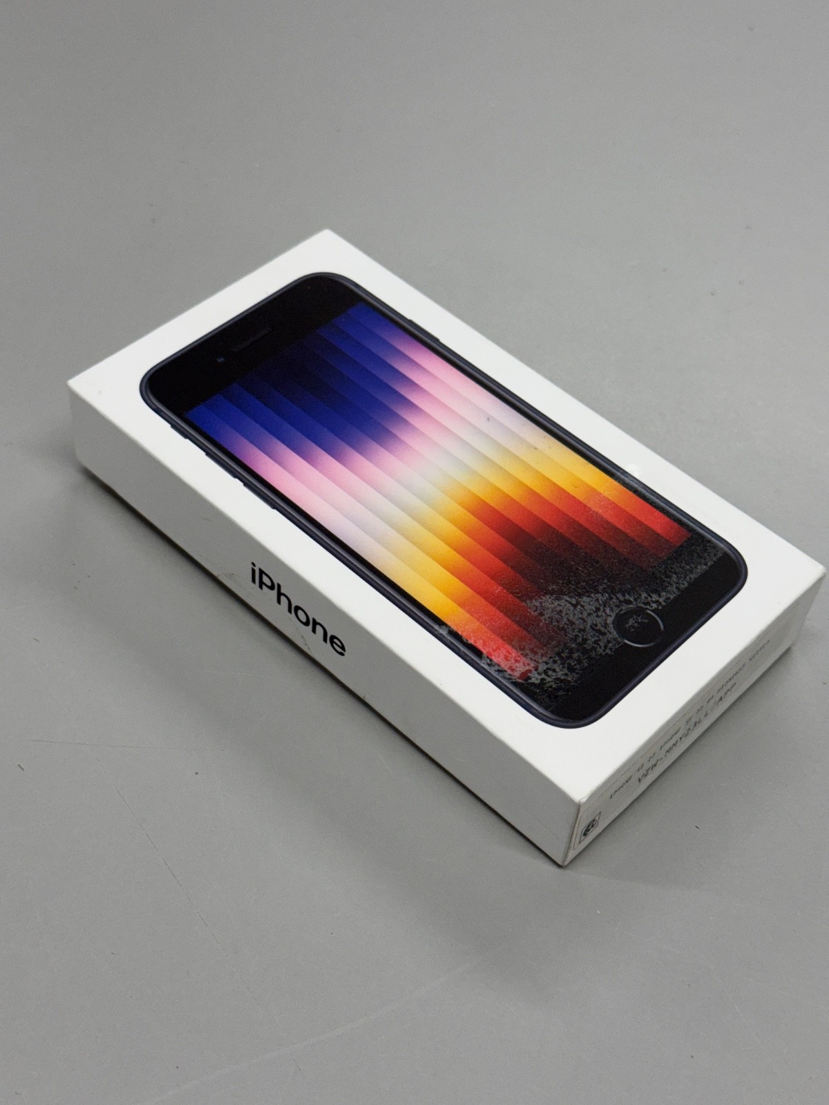 New Sealed Apple iPhone SE 3rd Gen 64GB Midnight Locked to Verizon