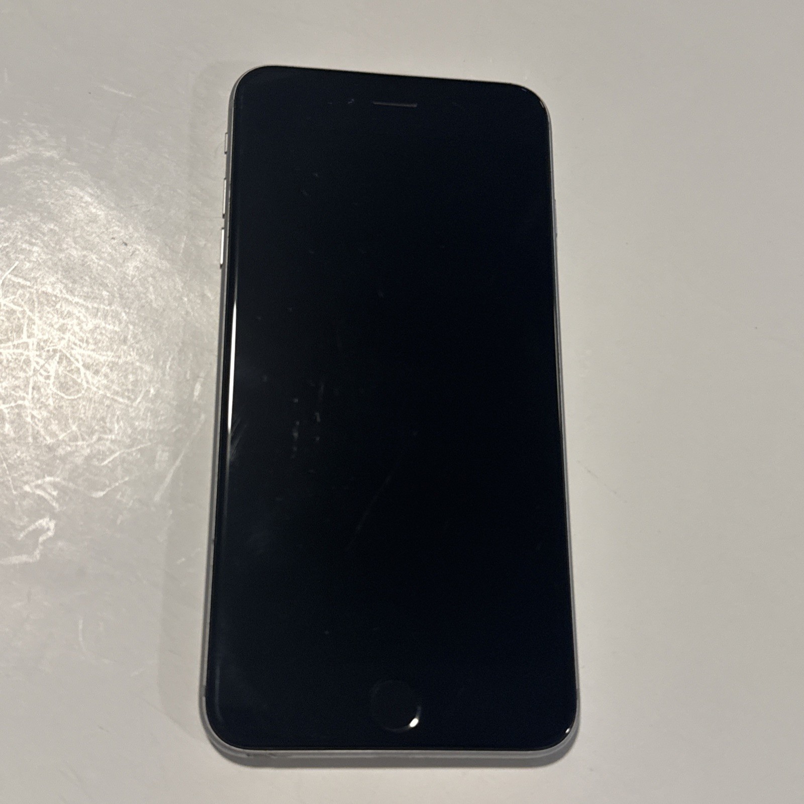 Apple iPhone 6s Plus (A1687) Space Gray 64GB (Unlocked) B Grade w/ OtterBox