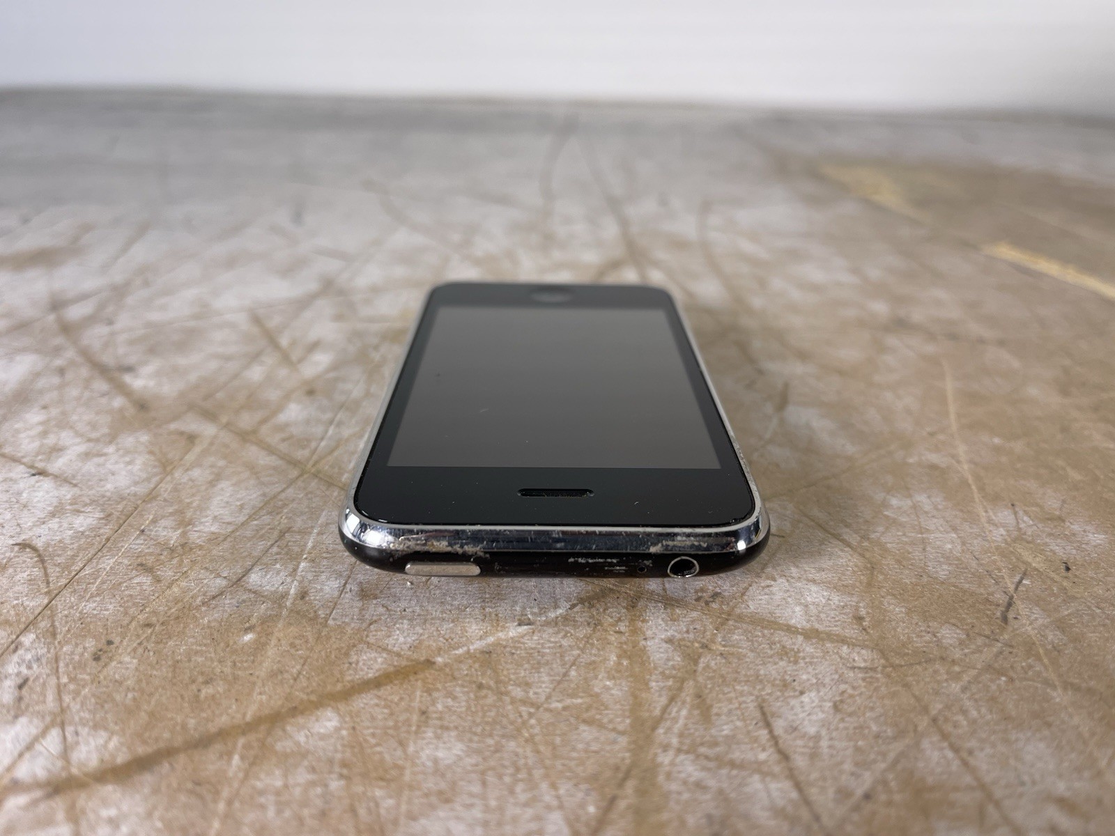 APPLE IPHONE 3GS (A1303/BLACK) – 8GB – AT&T