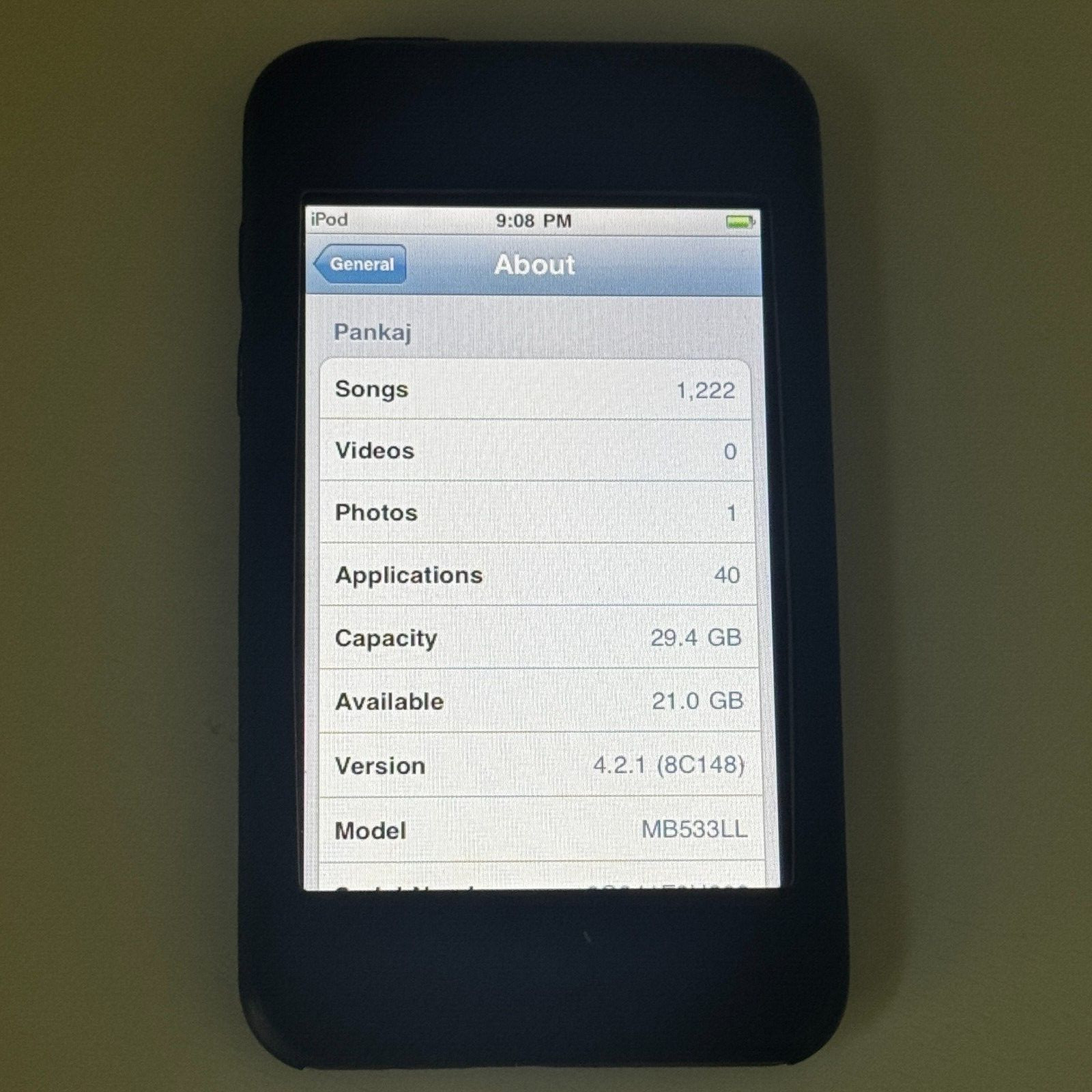 Apple iPod Touch 2nd Gen 32GB MB533LL – MP3 Player, Wi-Fi, Multimedia Device