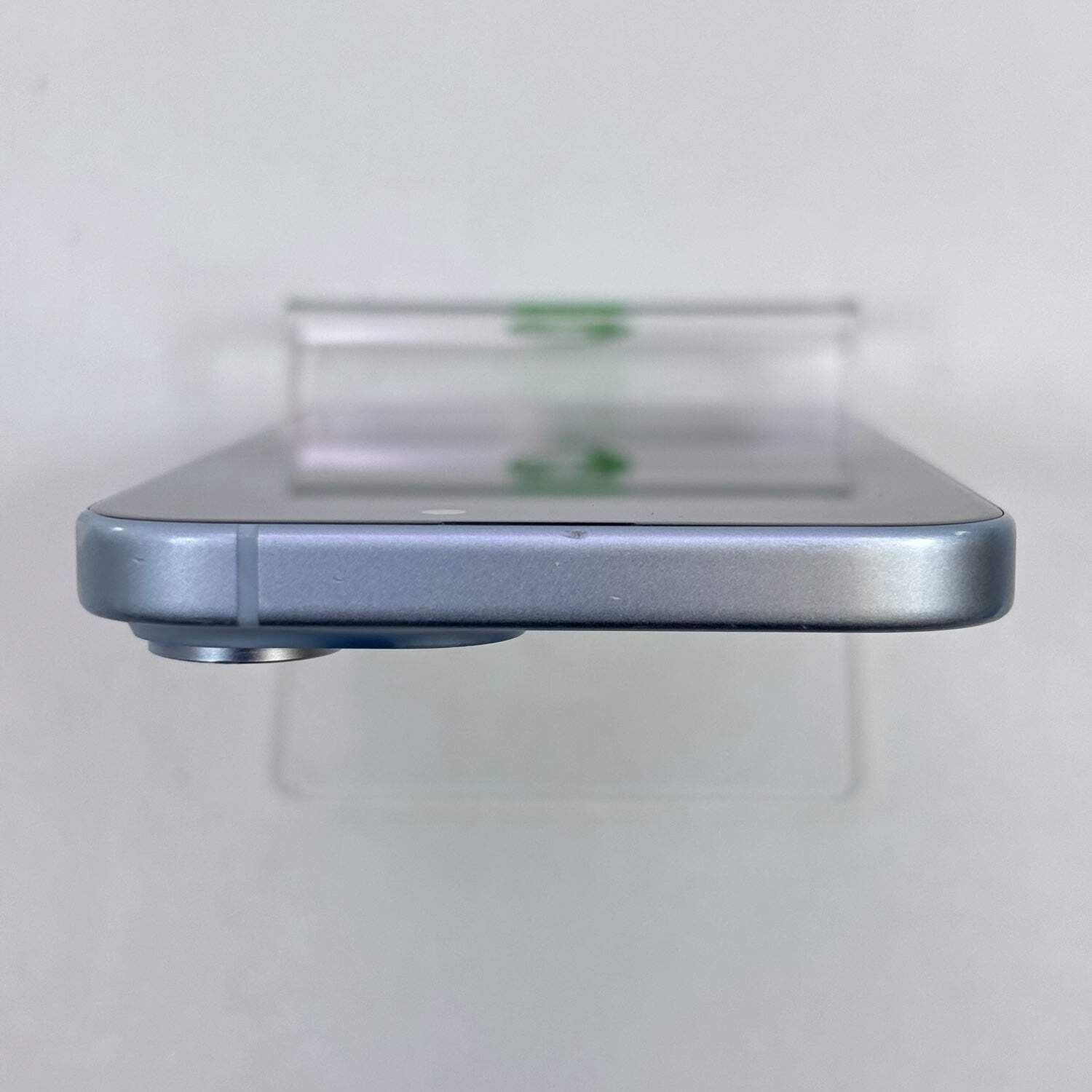 Unlocked Apple iPhone 15 128GB 26.5 Blue MTLY3LL/A – Read