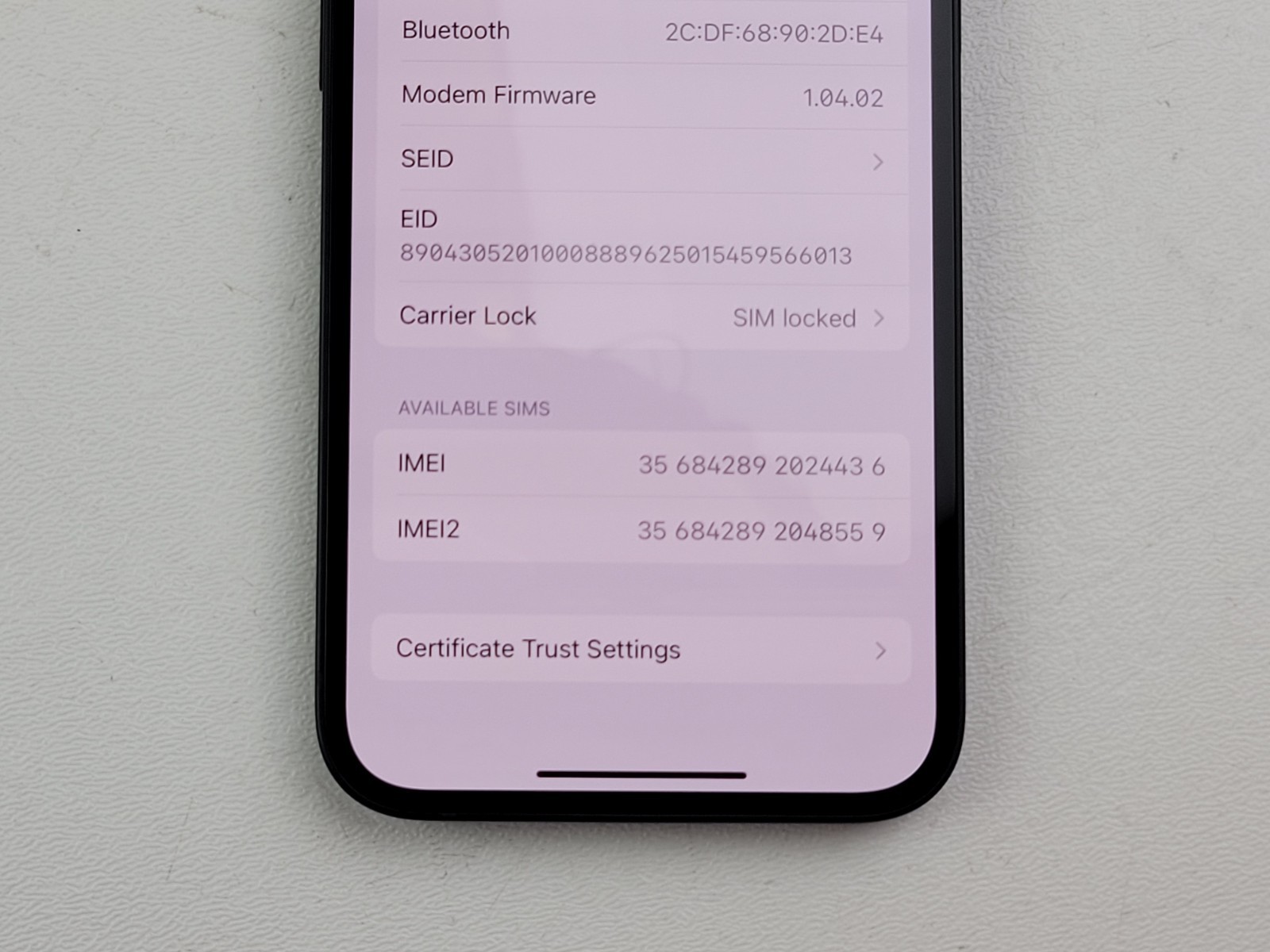 Apple iPhone 16e (A3212) 128GB (Tracfone) – 100% Battery – Clean IMEI – H5608