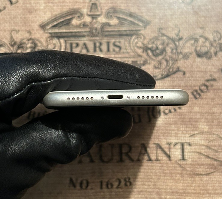 (85%) iPhone 11 128GB- GREAT Con+READ DESCRIPTION.