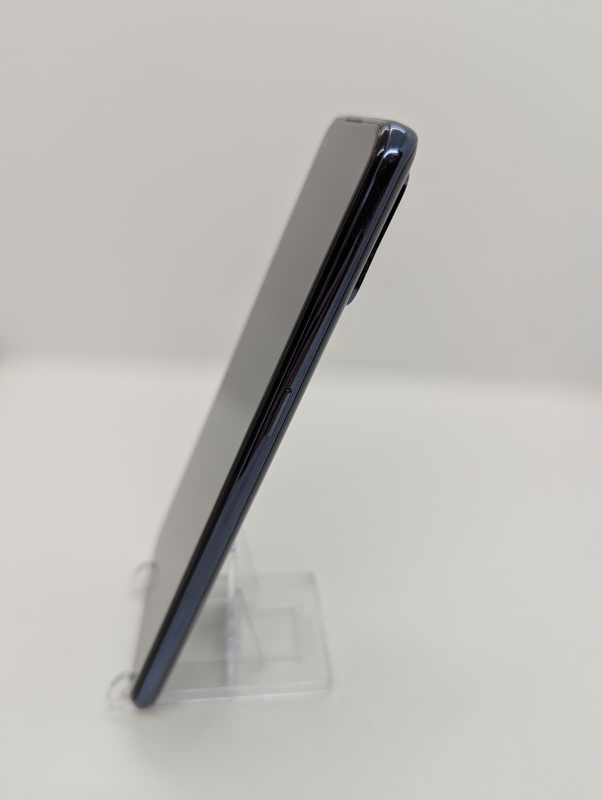 OnePlus Nord N10 5G 128GB T-Mobile/ Unlocked 6GB RAM Android Smartphone BE2028