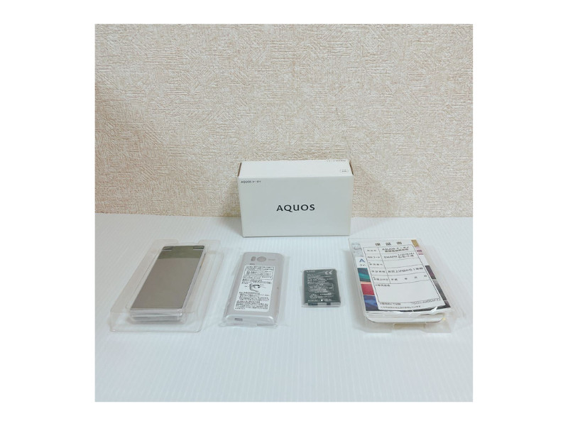 SHARP 501SH AQUOS KEITAI WHITE ANDROID FLIP PHONE 3.4In UNLOCKED JAPAN NEW