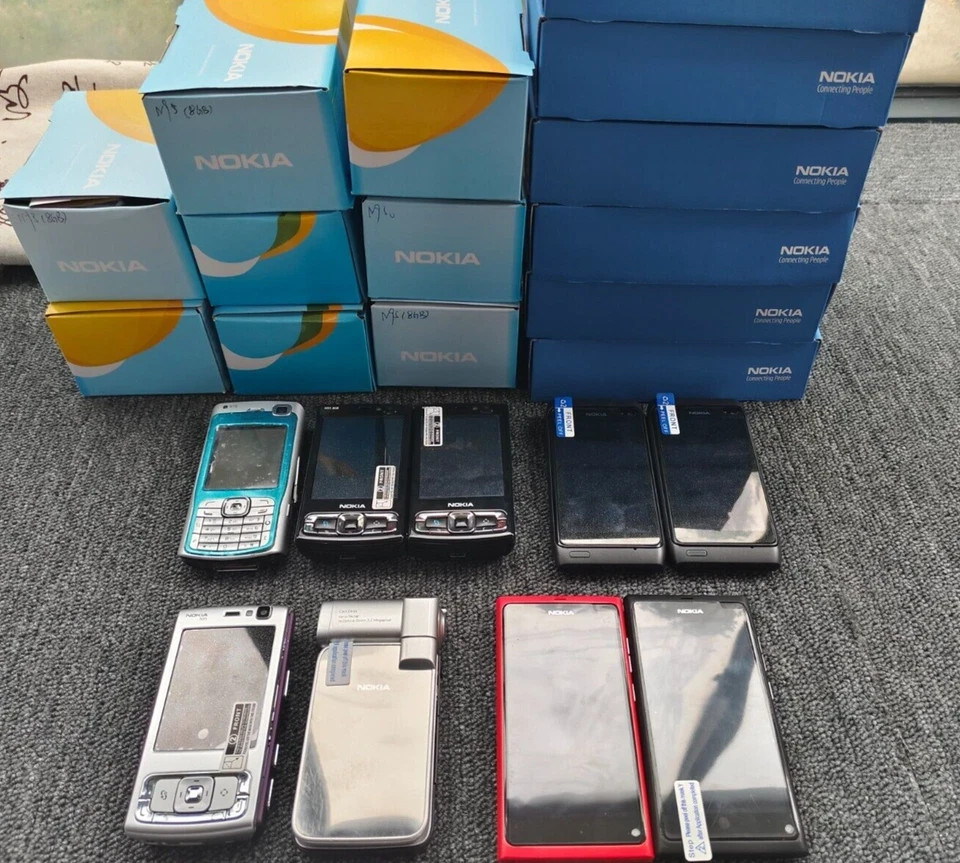 Nokia N95 N95/8G N8 N9 N93i N93 N70 Button phone or flip phone,smartphone lot