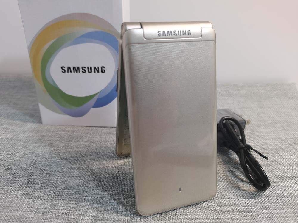 Samsung Galaxy Folder G1600 Dual SIM Unlocked 4G 16GB Android Flip SmartPhone