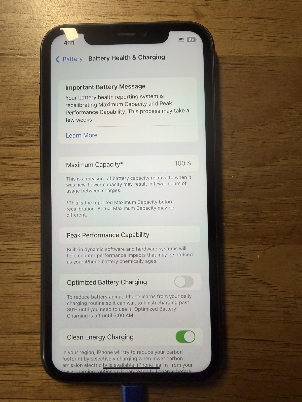 Apple iPhone 11 – 64 GB – Black TracFone – Verizon 100% Battery
