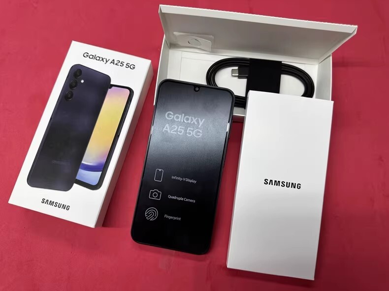 Samsung Galaxy A25 5G SM-A256B/DS SM-A256U1 128GB Android Global Unlocked