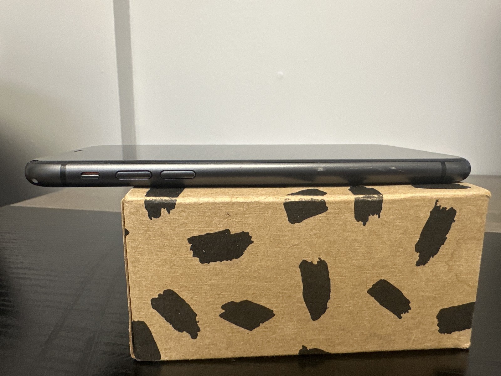 Apple iPhone 11 128GB Black (AT&T Cricket ONLY) Good (94% Battery)