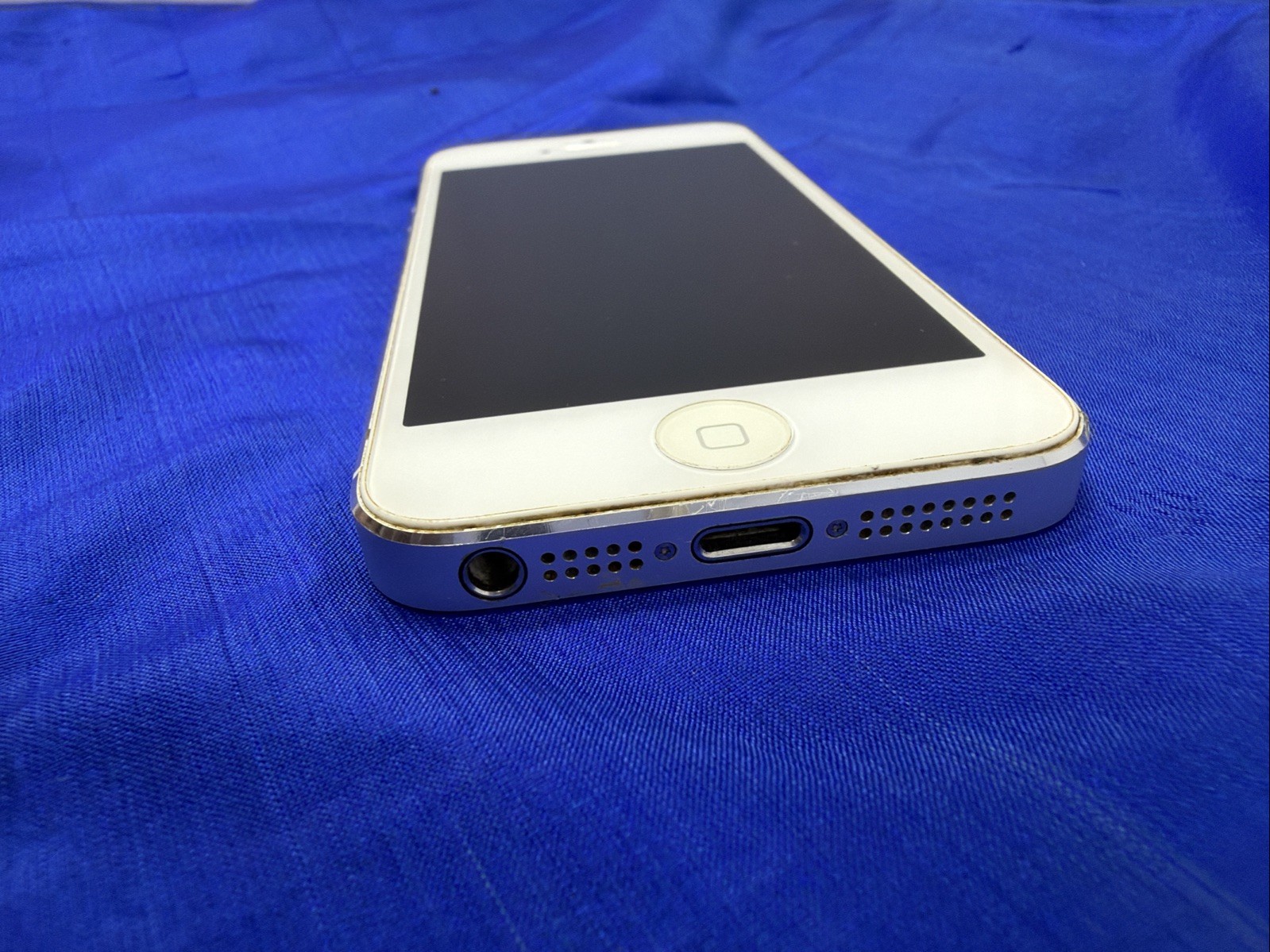 Apple iPhone 5 Model A1429 Silver – For Parts Or Repair Only