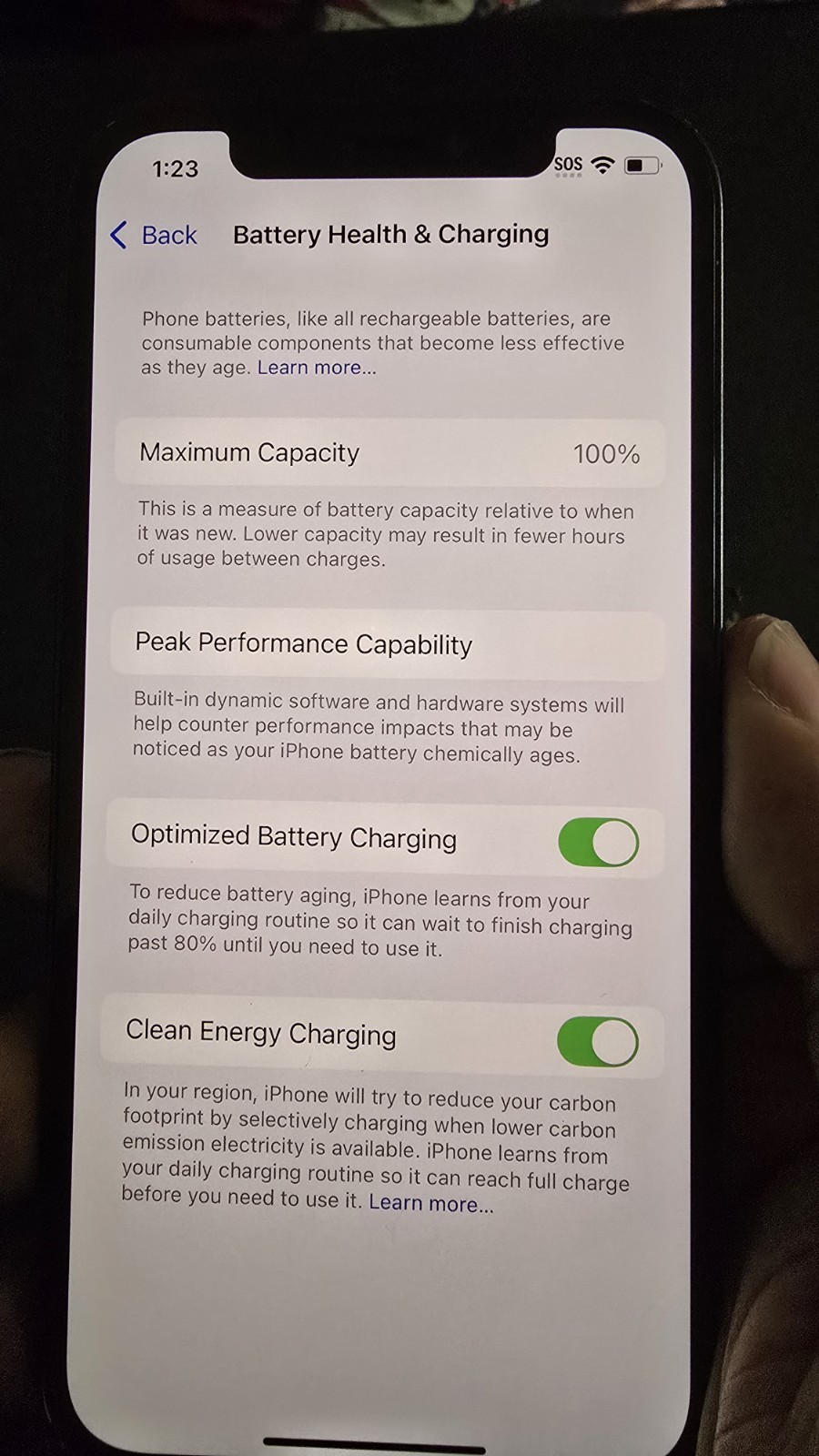 Apple iPhone 12, Black Smartphone iOS 26.2.1 Genuine Battery