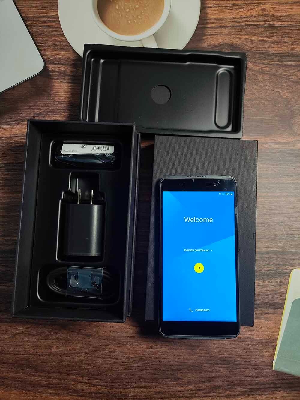 99% New BlackBerry DTEK50 – 16 GB – Black (Unlocked) 4G Android Smartphone GOOD