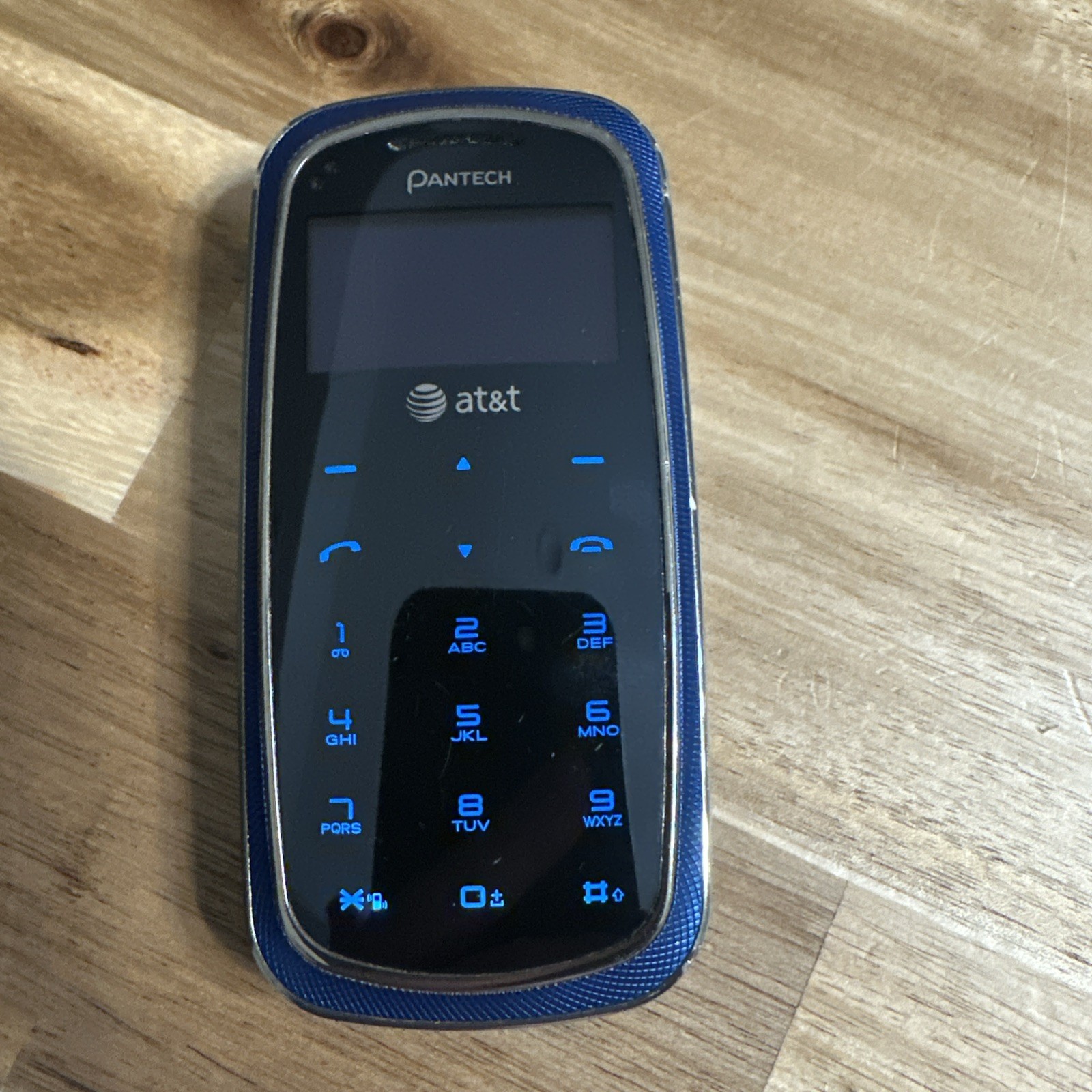 Pantech Impact P7000 Blue 2.6″ TFT Color Display 2MP AT&T Cellular Slider Phone