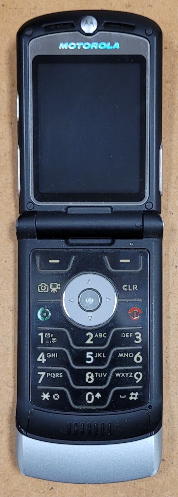 Motorola RAZR V3m – Silver and Black ( Verizon ) Cellular Flip Phone
