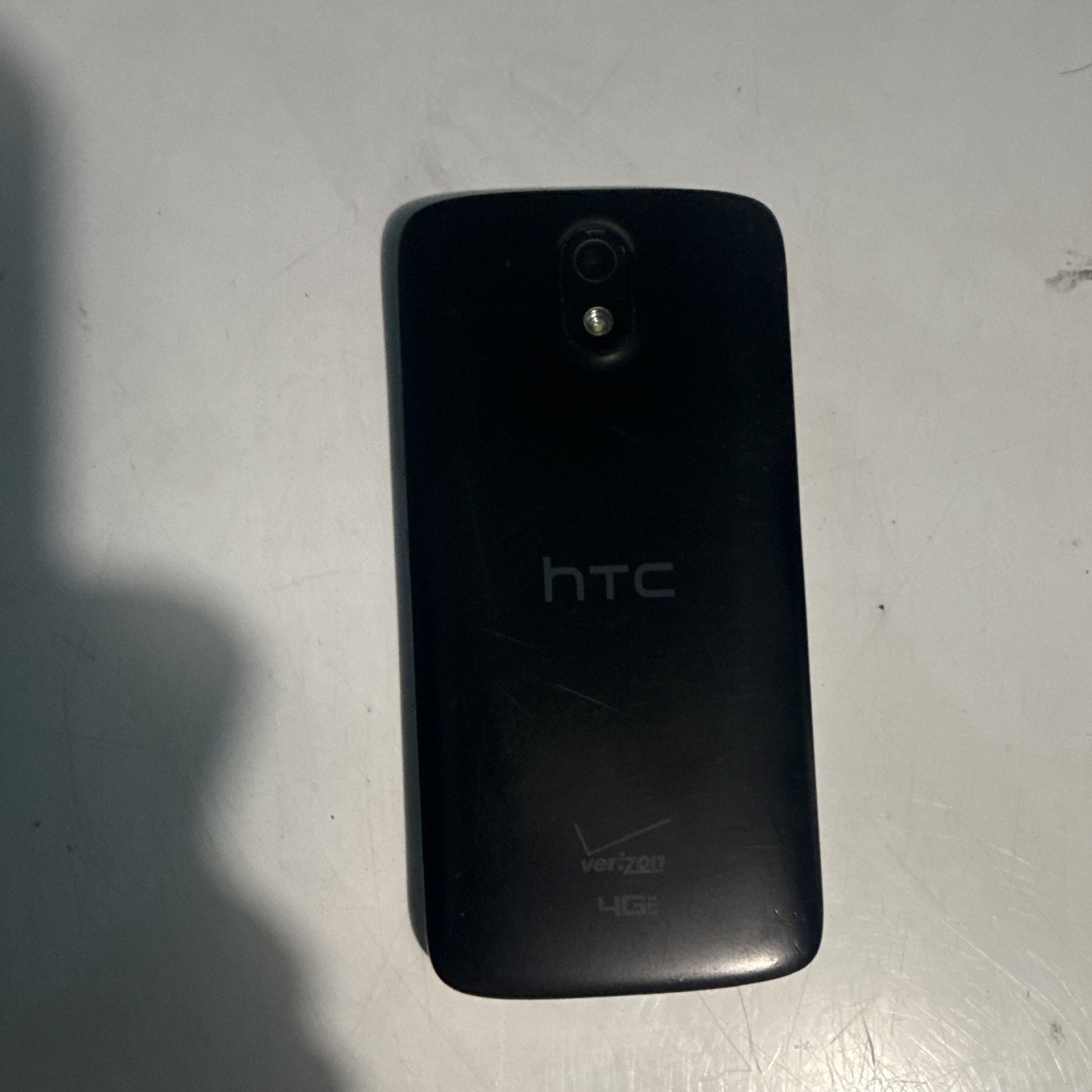 HTC Desire 526 8GB Black Verizon 4G LTE Android 4.7in 8MP (Cracked Screen)
