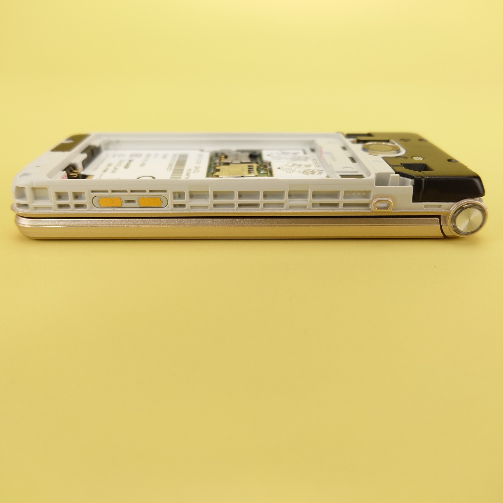SHARP AQUOS SH-01J Unlocked Japanese Android Flip Phone Gold English Ready