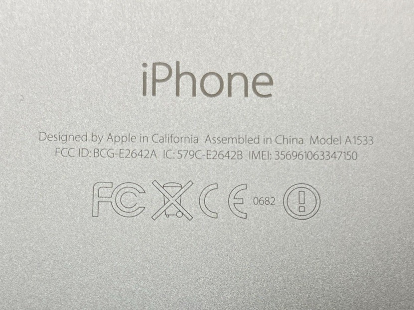 Apple iPhone 5s A1533 Silver 16GB UNLOCKED!