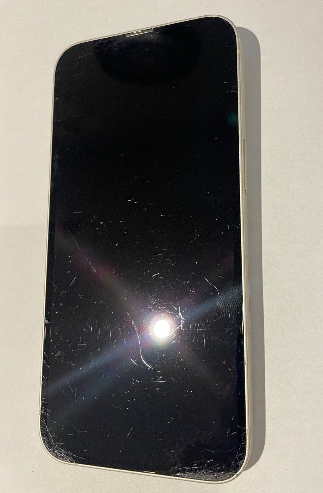 Apple iPhone 14 – 256GB – Starlight – Unlocked – Good – 94% Battery Health